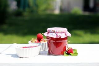 Recettes confitures maison : fraises, abricots et fruits rouges